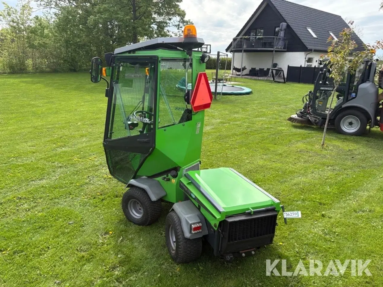 Billede 3 - Redskabsbærer Nilfisk Park Ranger 2150