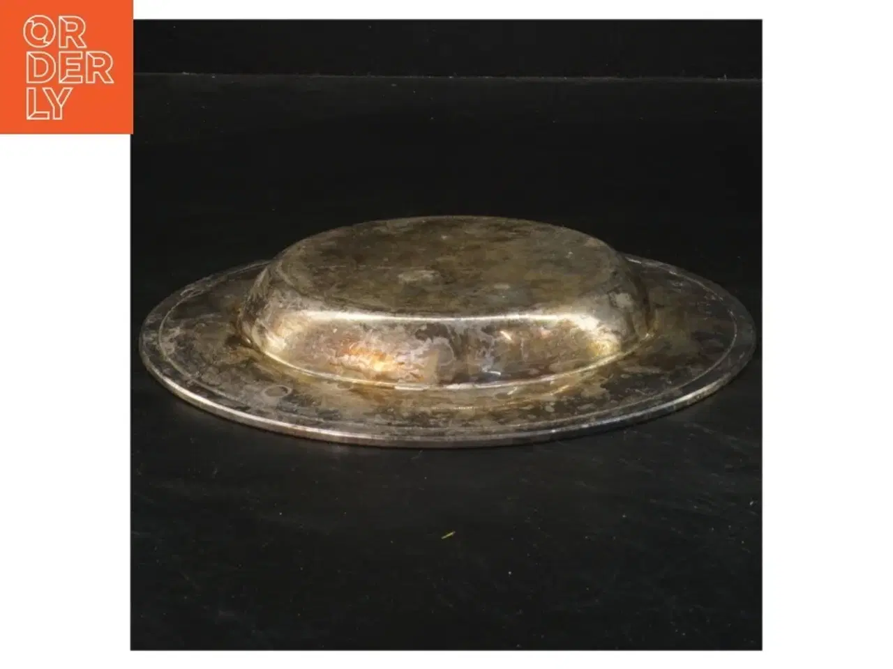 Billede 2 - Ældre metal tallerken / fad (str. Ø 19x2 cm)