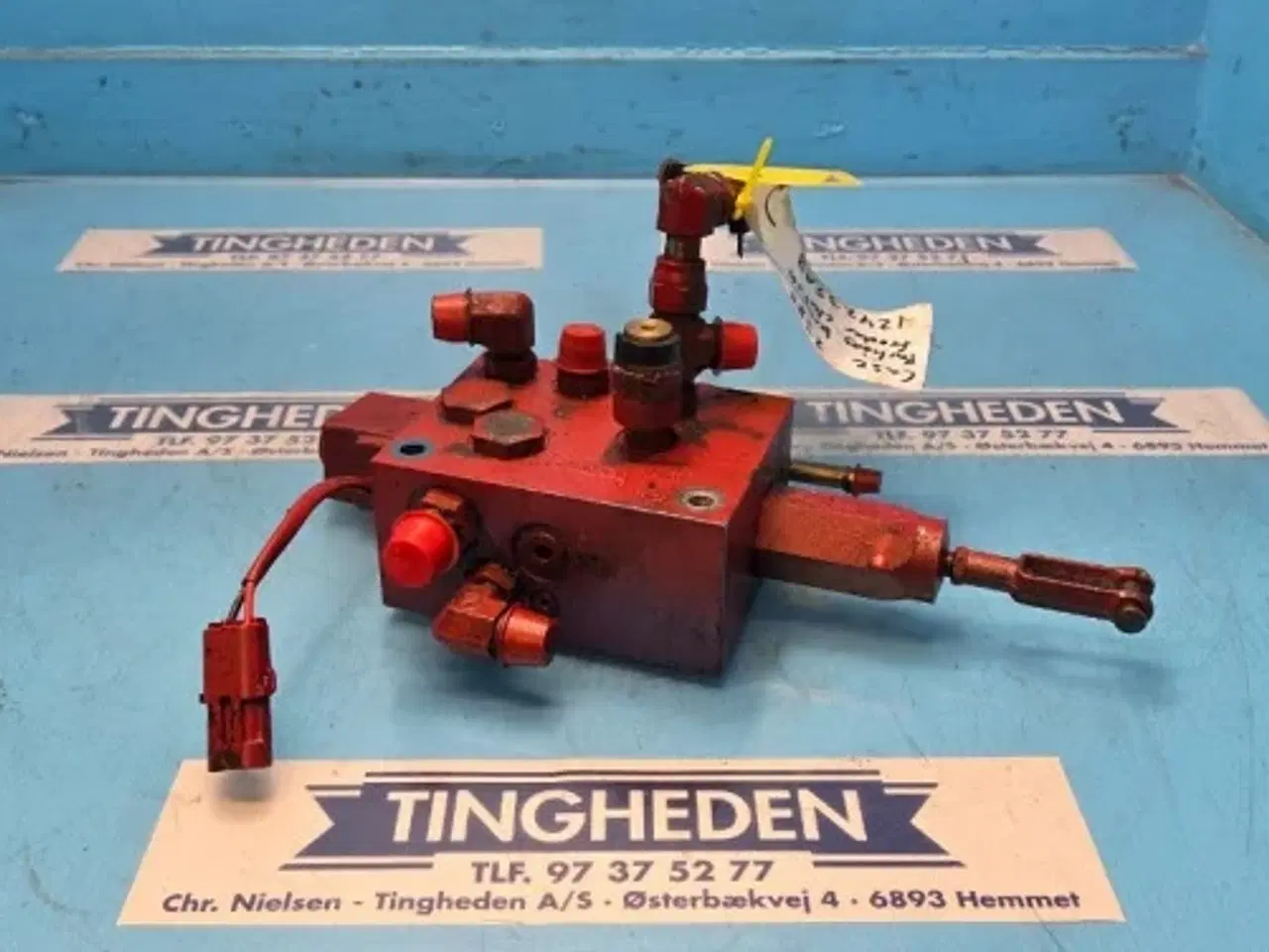 Billede 1 - Case 2388 Hydraulikventil 124235A3