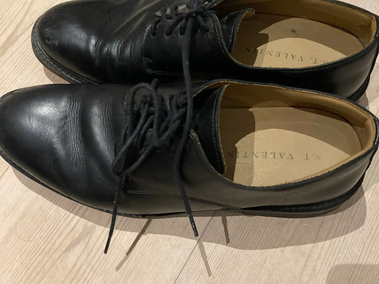 Billede 2 - St.valentin sko sorte