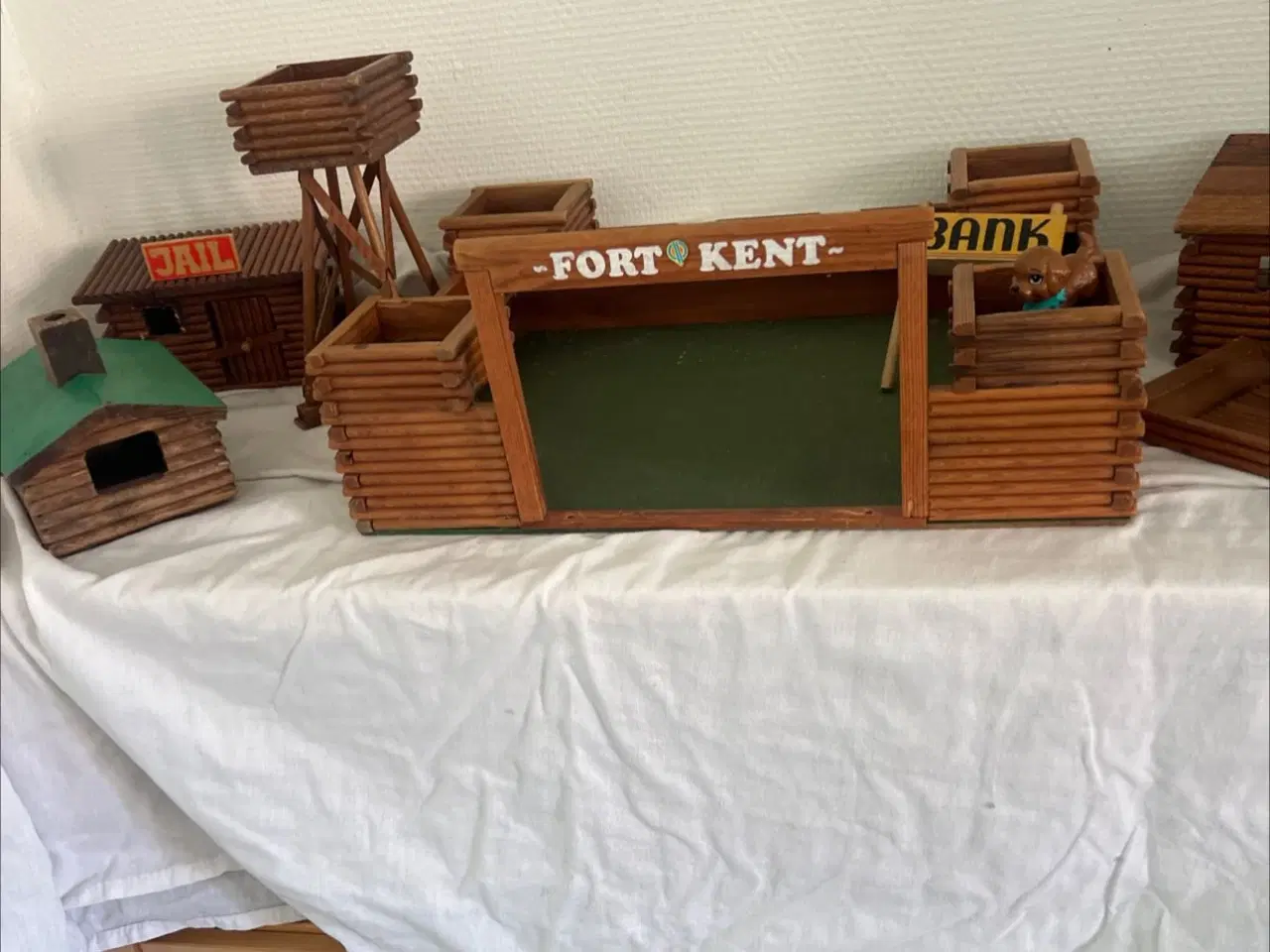 Billede 2 - Træ fort hase Danmark