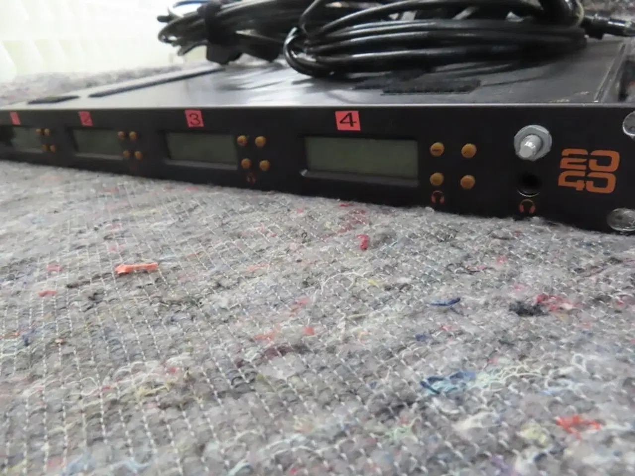 Billede 4 - 4 stk. Trådløse mikrofoner og modtager til rackmontering - AUDIO 2040 (MOMSFRI)