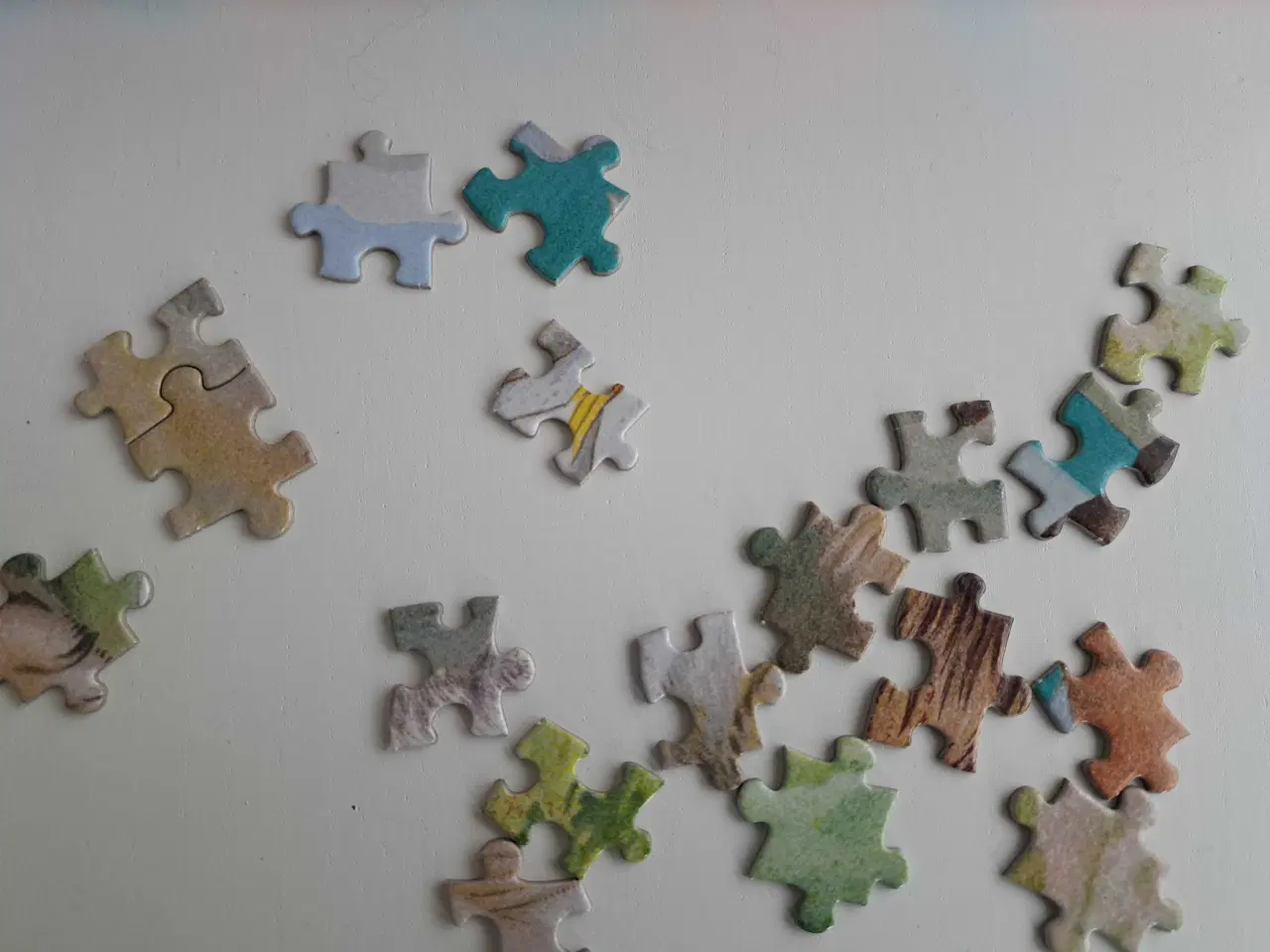 Billede 2 - Flot puslespil med lækre brikker.