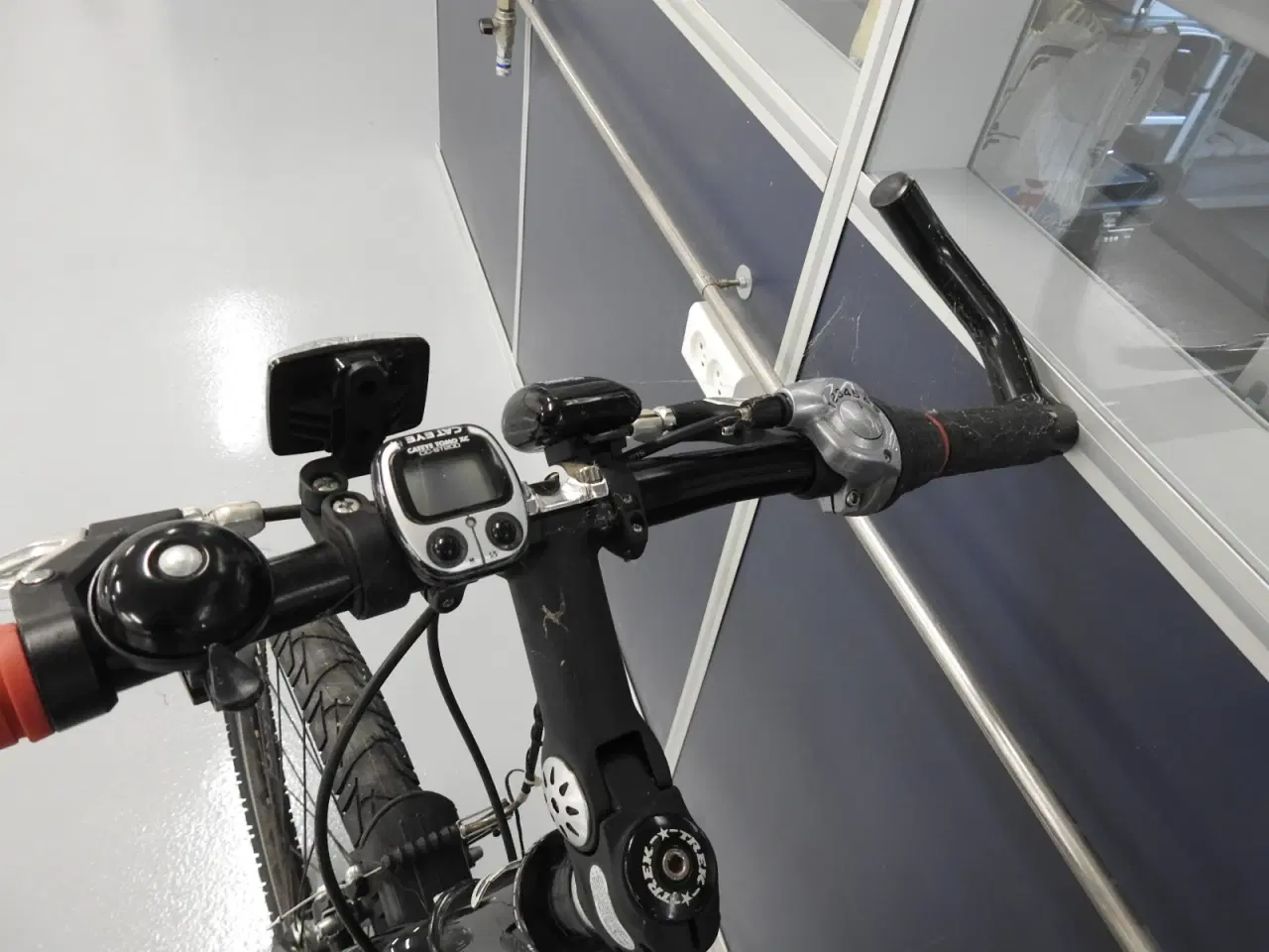 Billede 2 - Trek 6045, 7 gear, som ny kørt 48 km