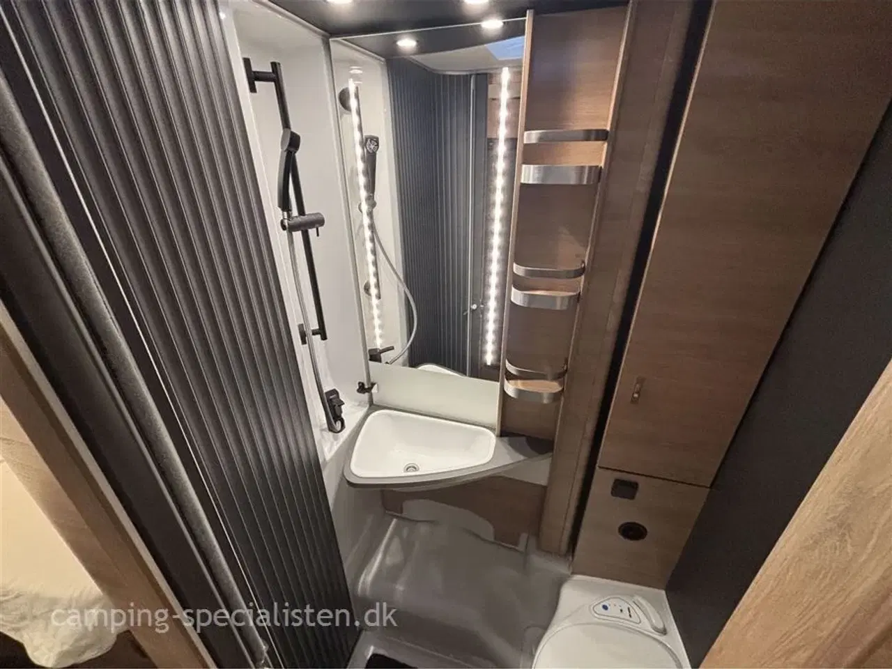 Billede 9 - 2026 - Knaus L!VE I 650 MEG    Knaus L!VE I 650 MEG 2026 kan snart ses hos Camping-Specialisten Silkeborg