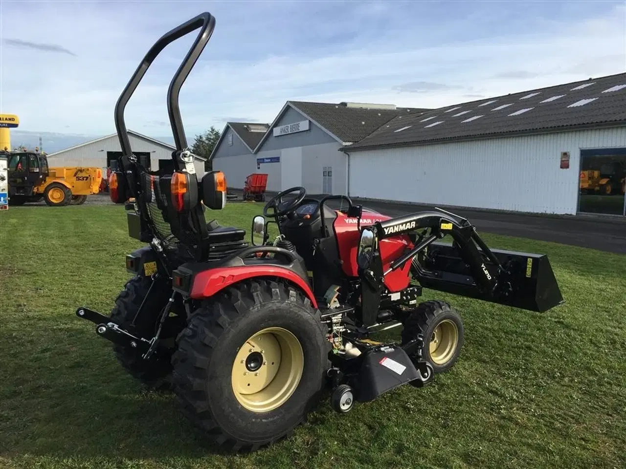 Billede 3 - Yanmar SA 424 Med 60" klipper og frontlæsser