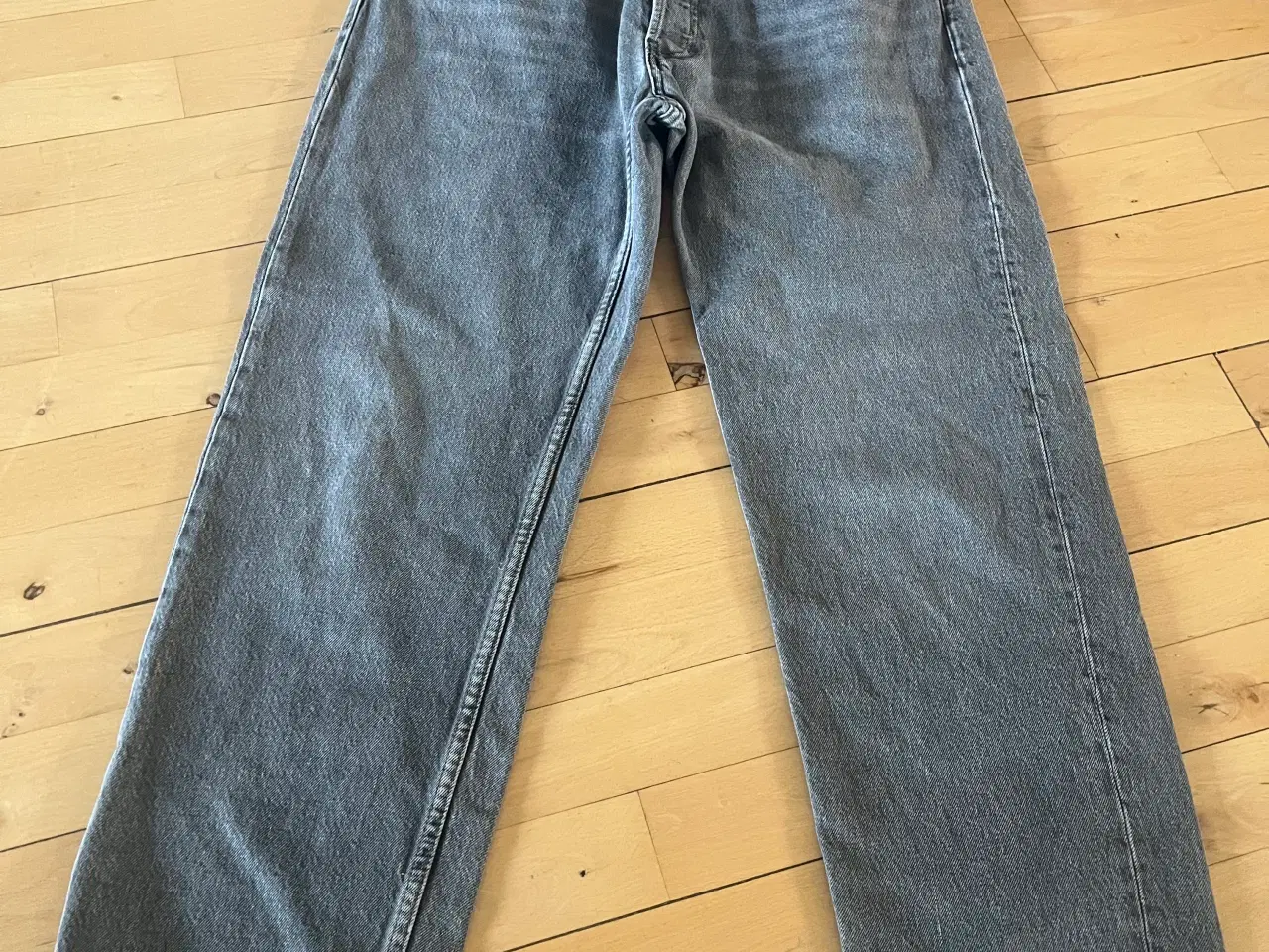 Billede 2 - 2 par zara herre jeans str 44