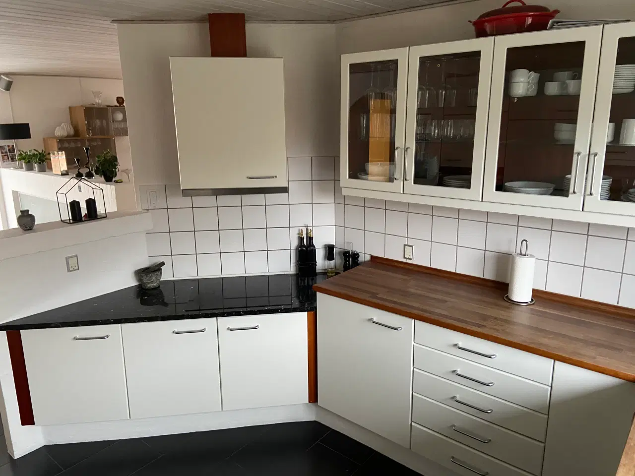 Billede 2 - Køkken inkl. flere hvidevarer