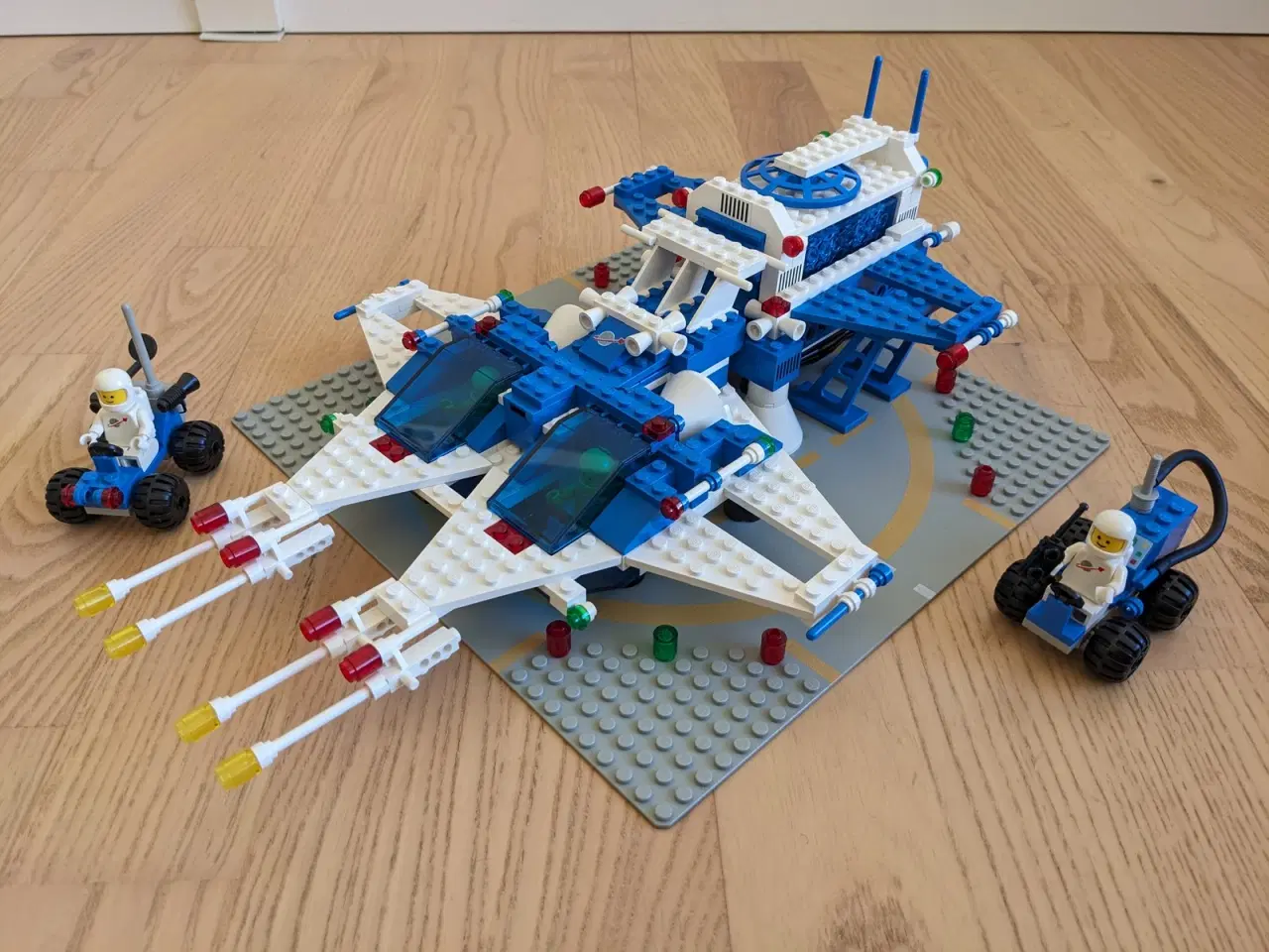 Billede 1 - Lego Classic Space 6980 Galaxy Commander