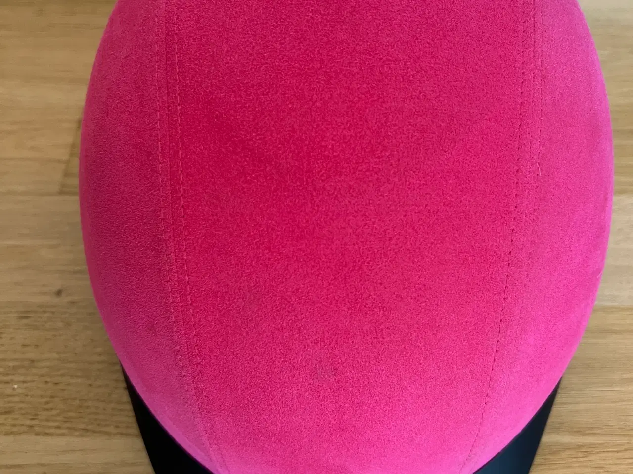 Billede 2 - Ny ridehjelm fra Horze str. 59-61