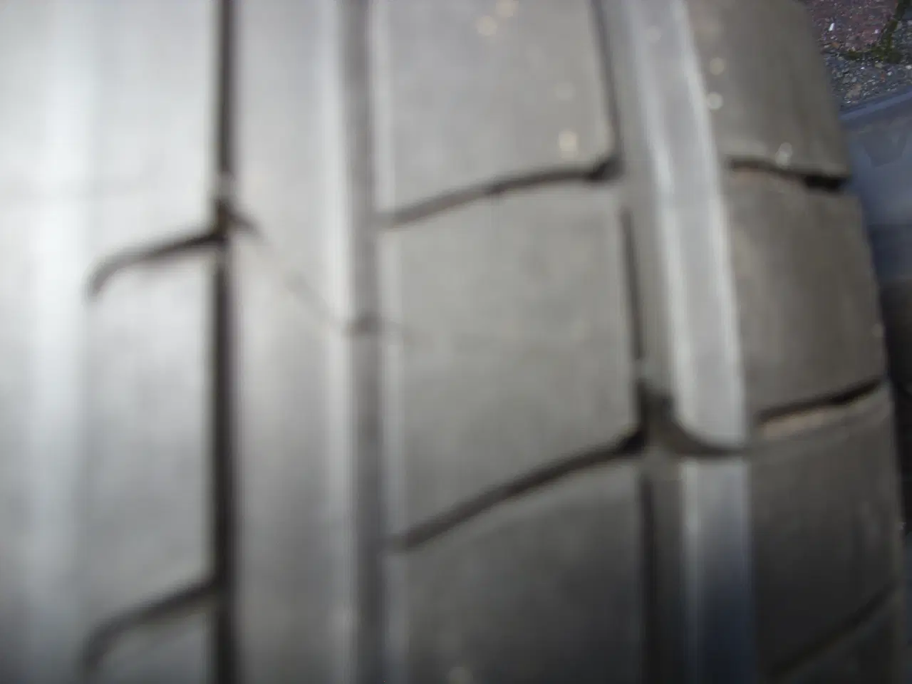 Billede 5 - sommerdæk Goodyear 255I45 20