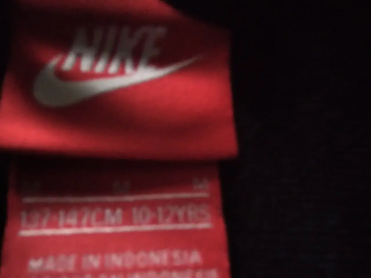 Billede 1 - Nike  trøje  