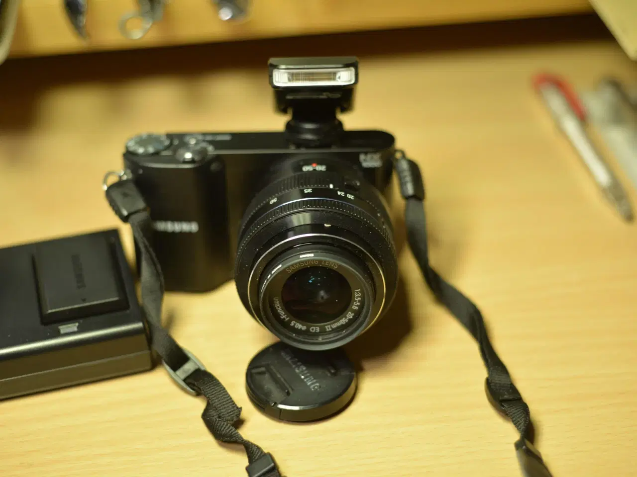 Billede 1 - Samsung digitalt kamera med to linser