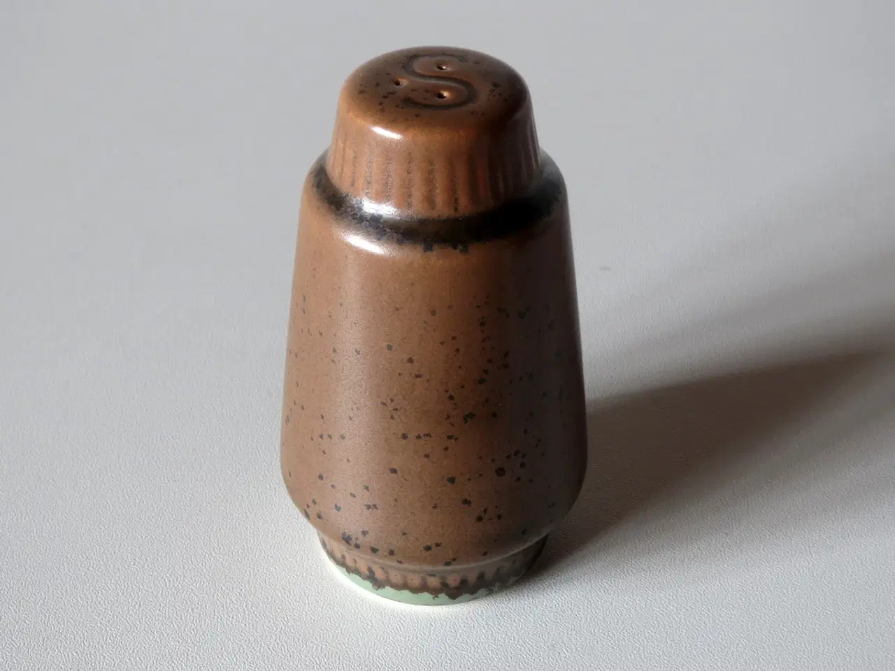 Billede 1 - Knabstrup, Nøddebo saltbøsse