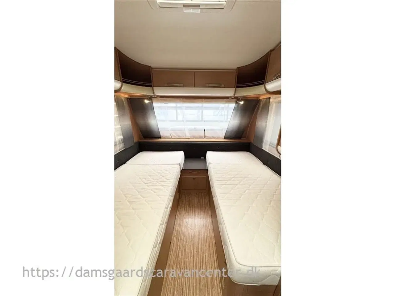 Billede 14 - 2011 - Adria Adora 472 LU Enkeltsenge-Lamel-Gulvtemp.-Mover-Telt