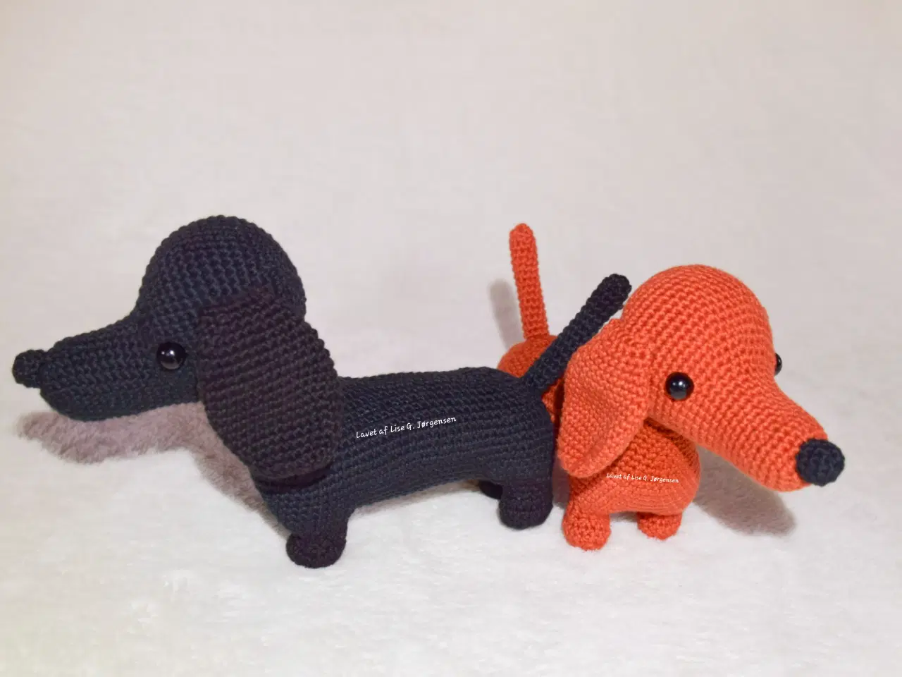 Billede 8 - Hæklede gravhunde, 20 cm