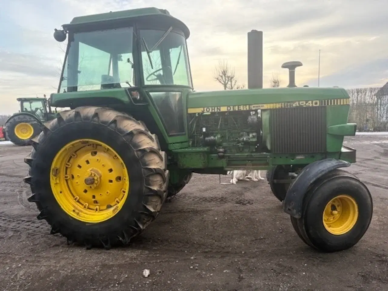 Billede 5 - John Deere 4240 STÅR HELT ORIGINAL I LAK OG ALT