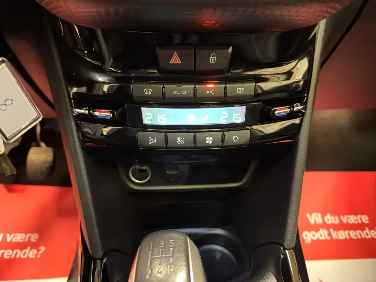 Billede 11 - Peugeot 2008 1,6 BlueHDi 100 Allure Sky