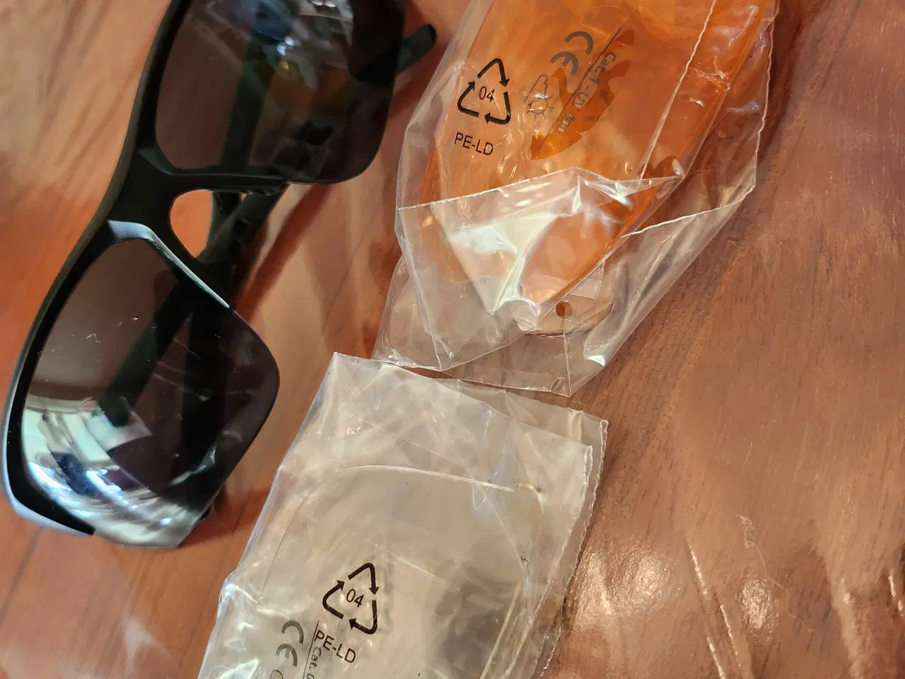 Billede 1 - Solbriller unisex