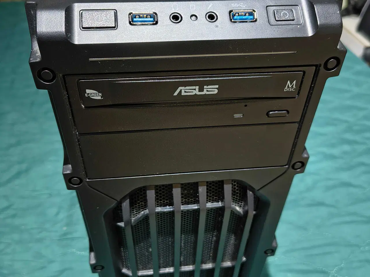 Billede 1 - Corsair Kabinet med sidevindue, og tilbehør