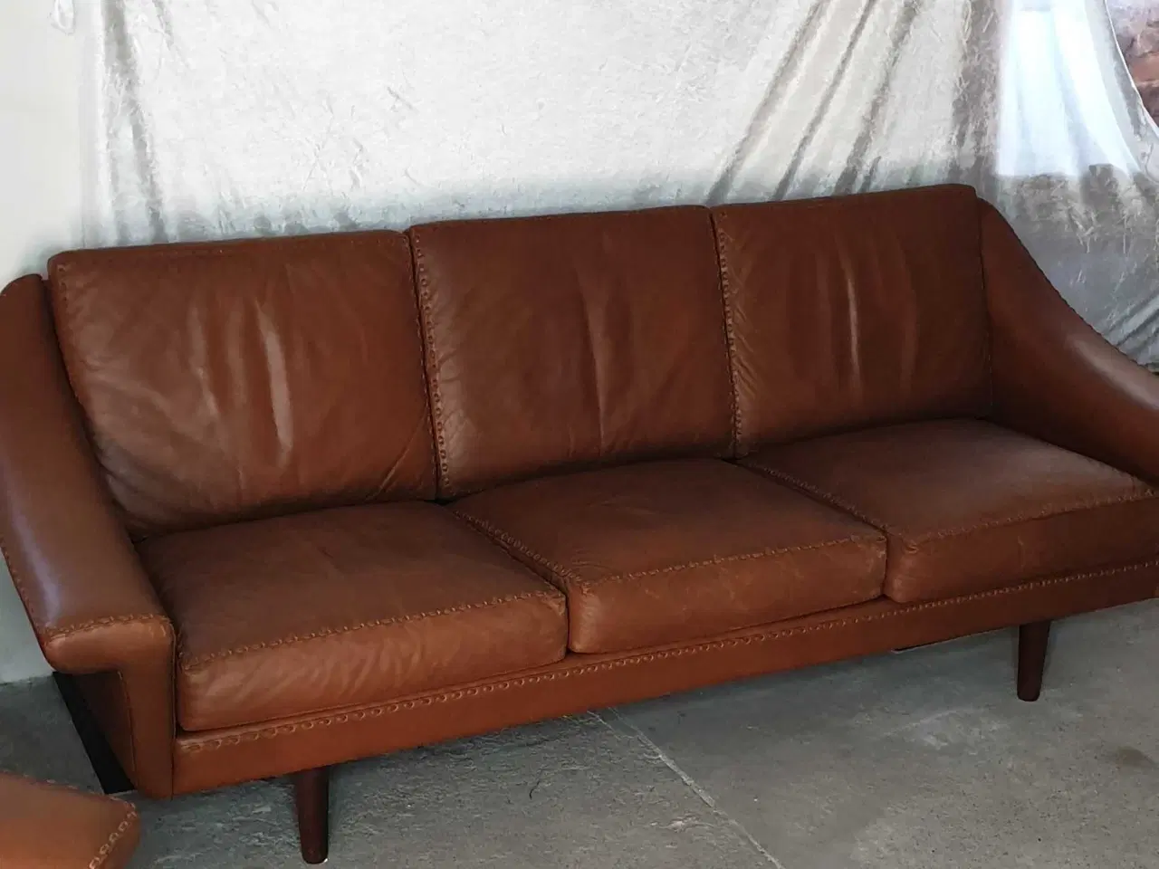 Billede 2 - Retro lædersofa i cognacfarvet læder, Dansk design