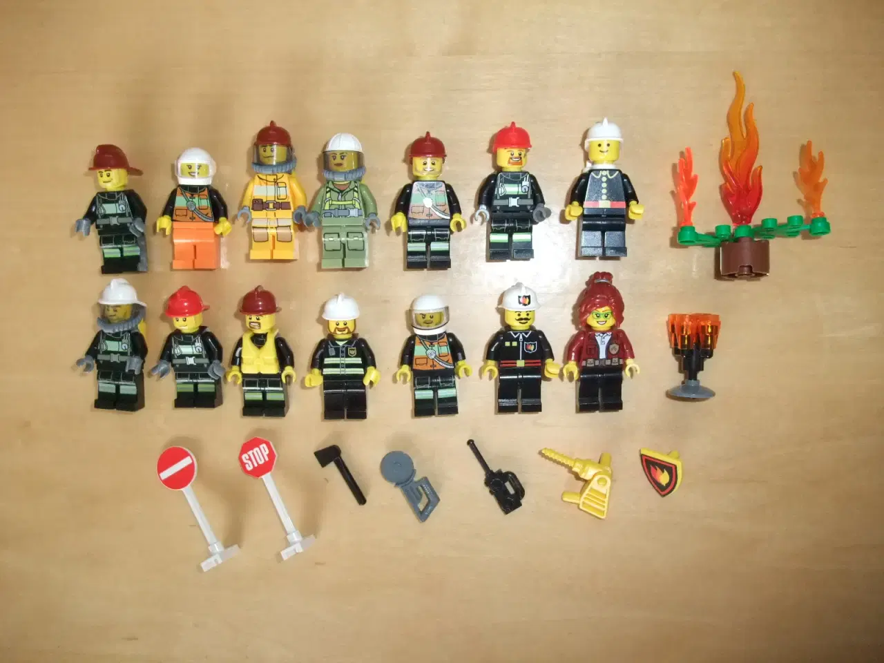 Billede 1 - Lego Fire/Brandmænd Figurer+Tilbehør