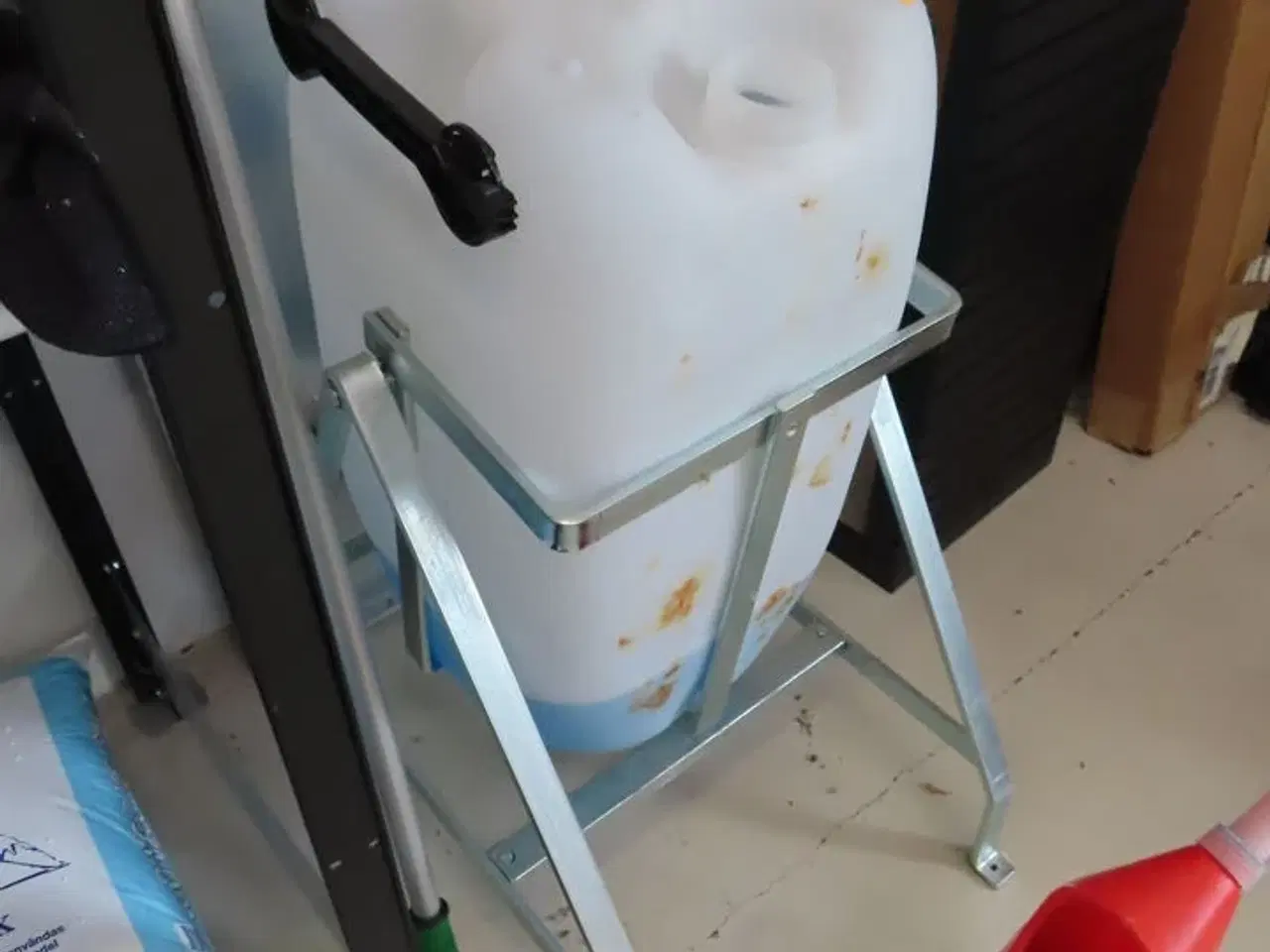 Billede 3 - Dunktipper til 60 liters dunk