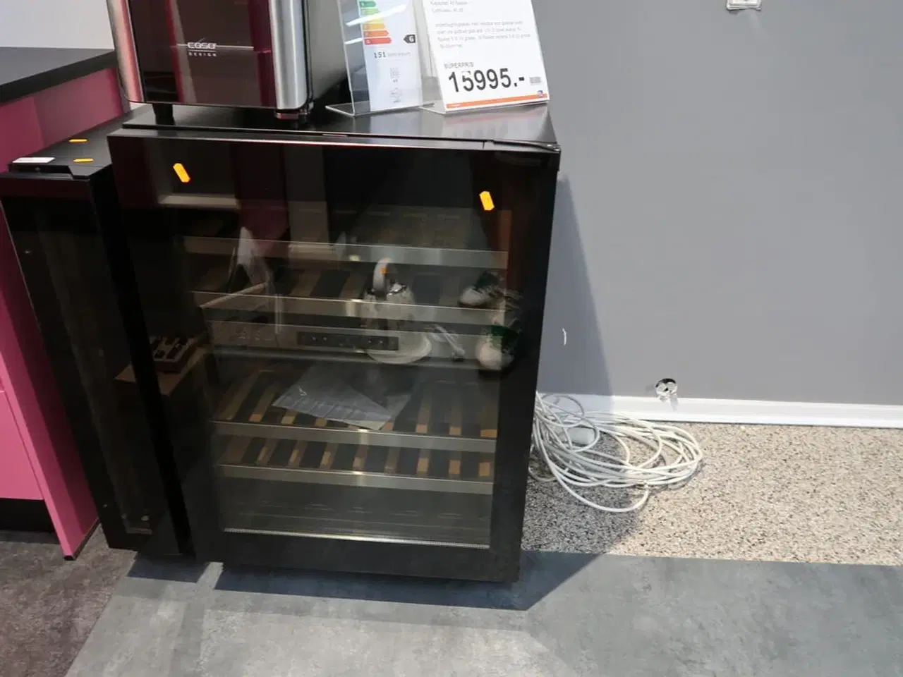 Billede 1 - Vinkøleskab LE CHAI LBN458PO/F7860-2PC
