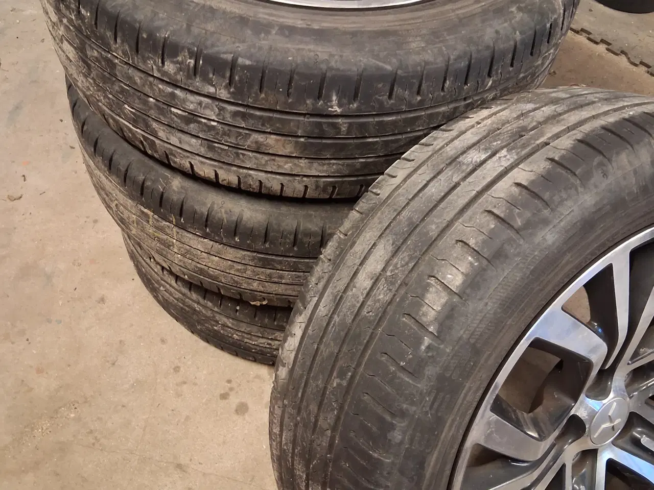 Billede 2 - Alufælge med sommerdæk