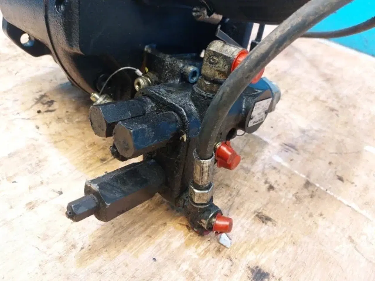 Billede 8 - JCB 4CX Oliepumpe 332/G4204 R902460366