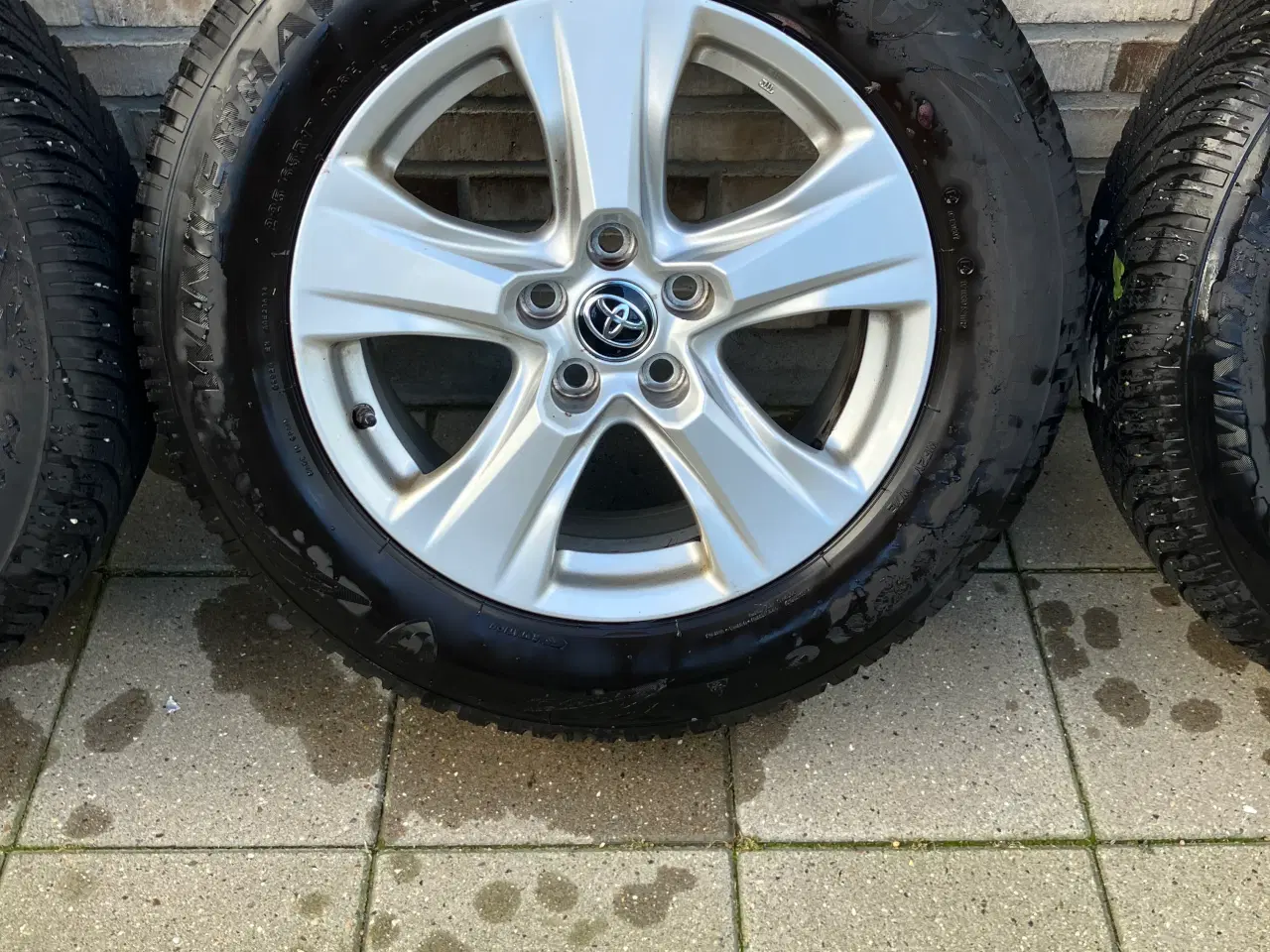 Billede 5 - Rav4 Alufælge med Vinterdæk 225/65R17
