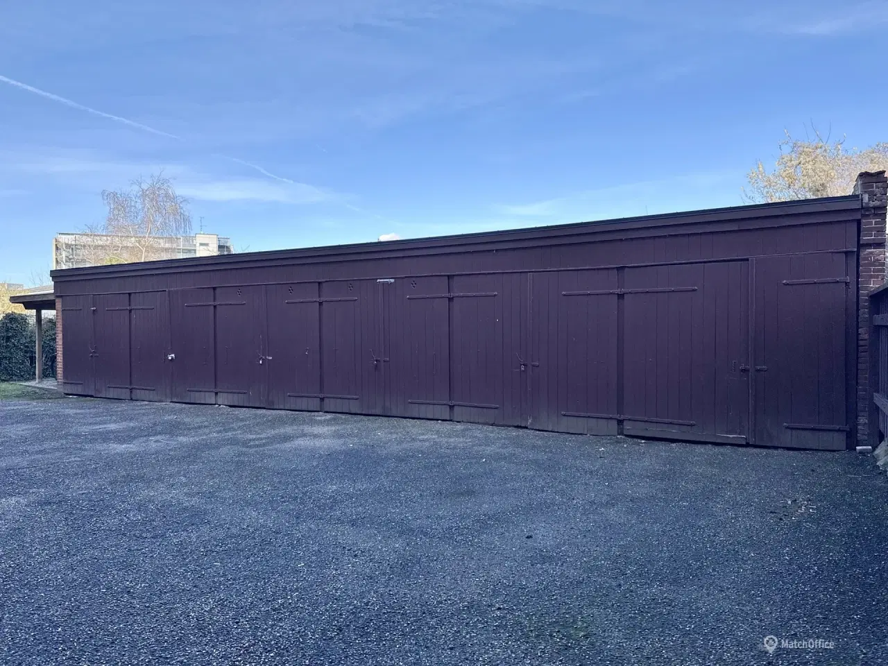 Billede 1 - Garage til leje på Guldbergsvej 18