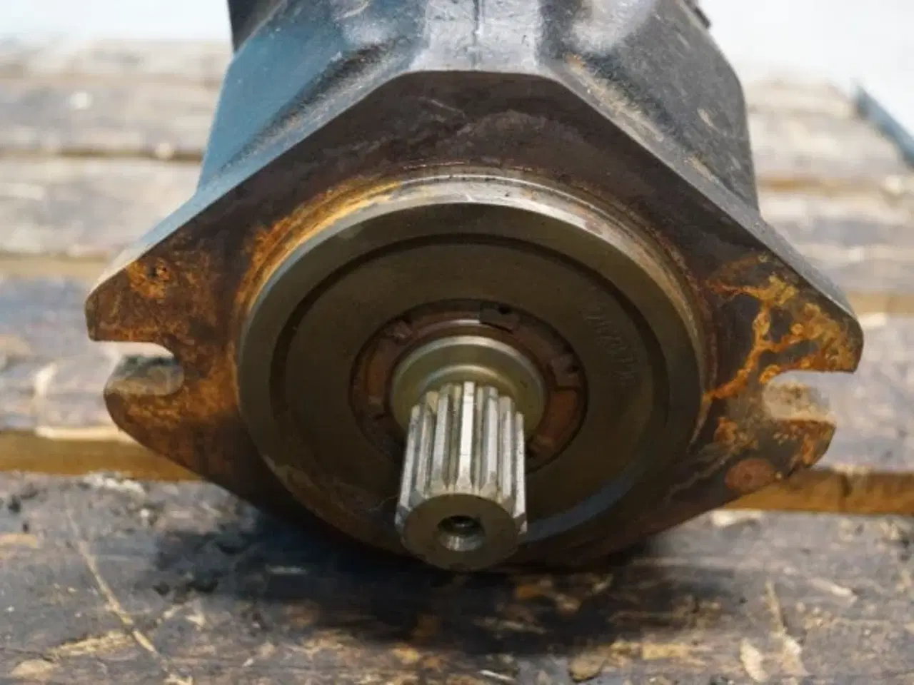 Billede 11 - Case 8010 Hydraulikpumpe 87105987