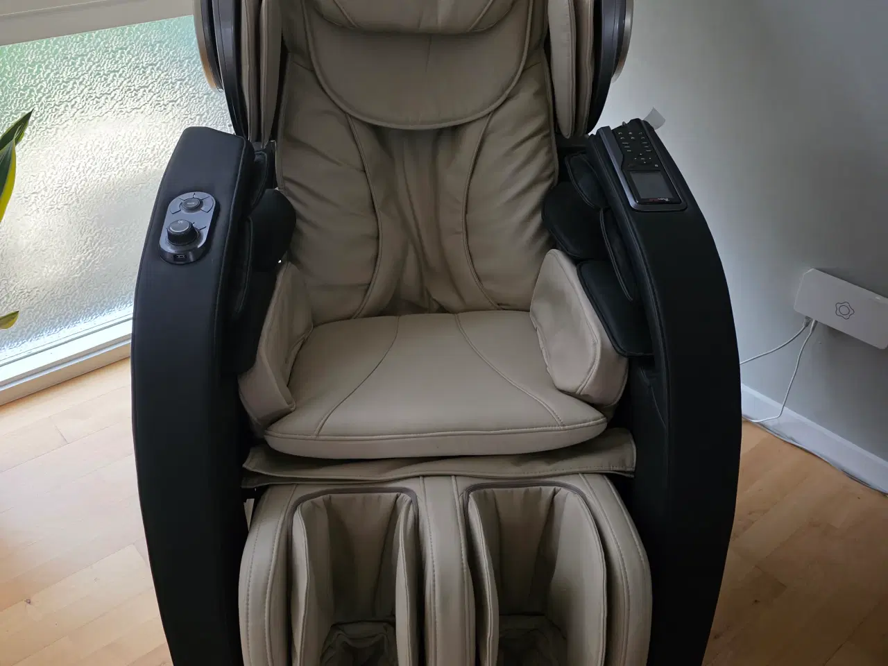 Billede 1 - Astana Premium 4D Massagestol