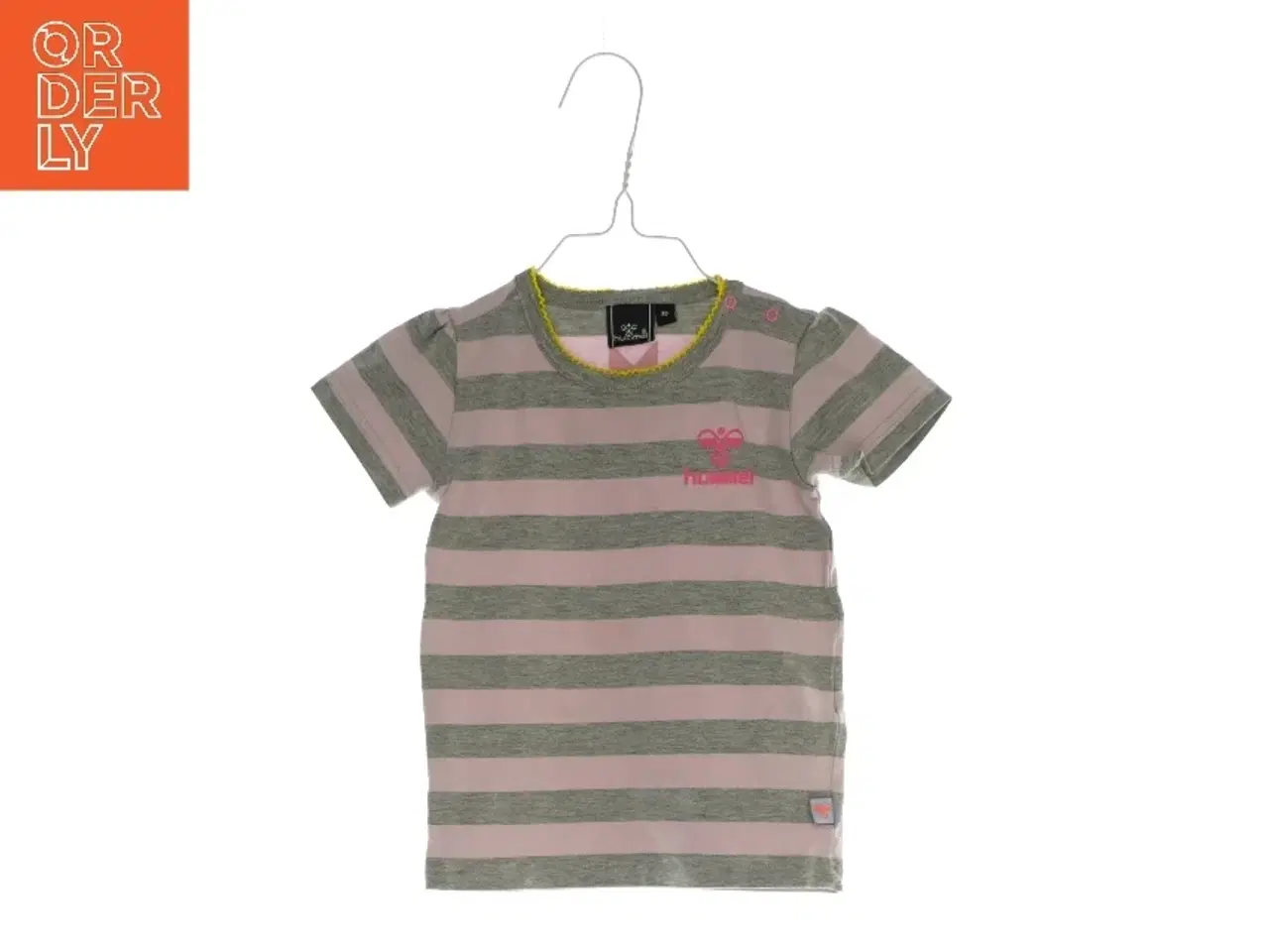 Billede 1 - T shirt fra Hummel (str. 86)