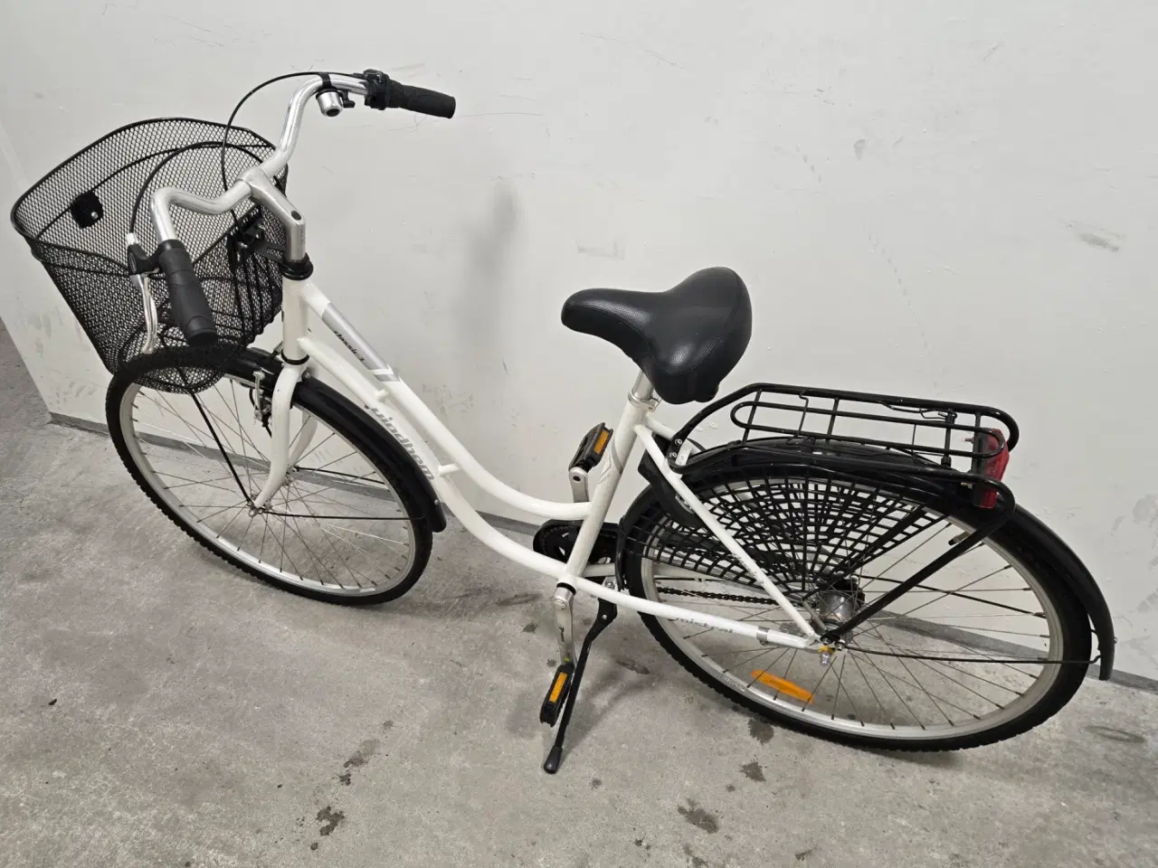 Billede 1 - Helt ny damecykel sælges. 