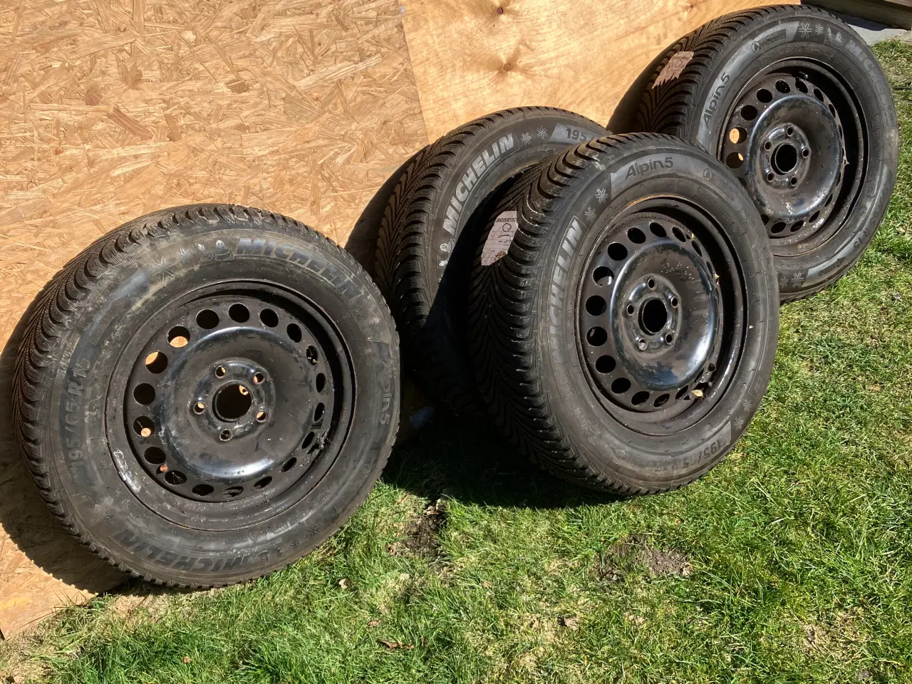 Billede 1 - Michelin vinterdæk på fælge