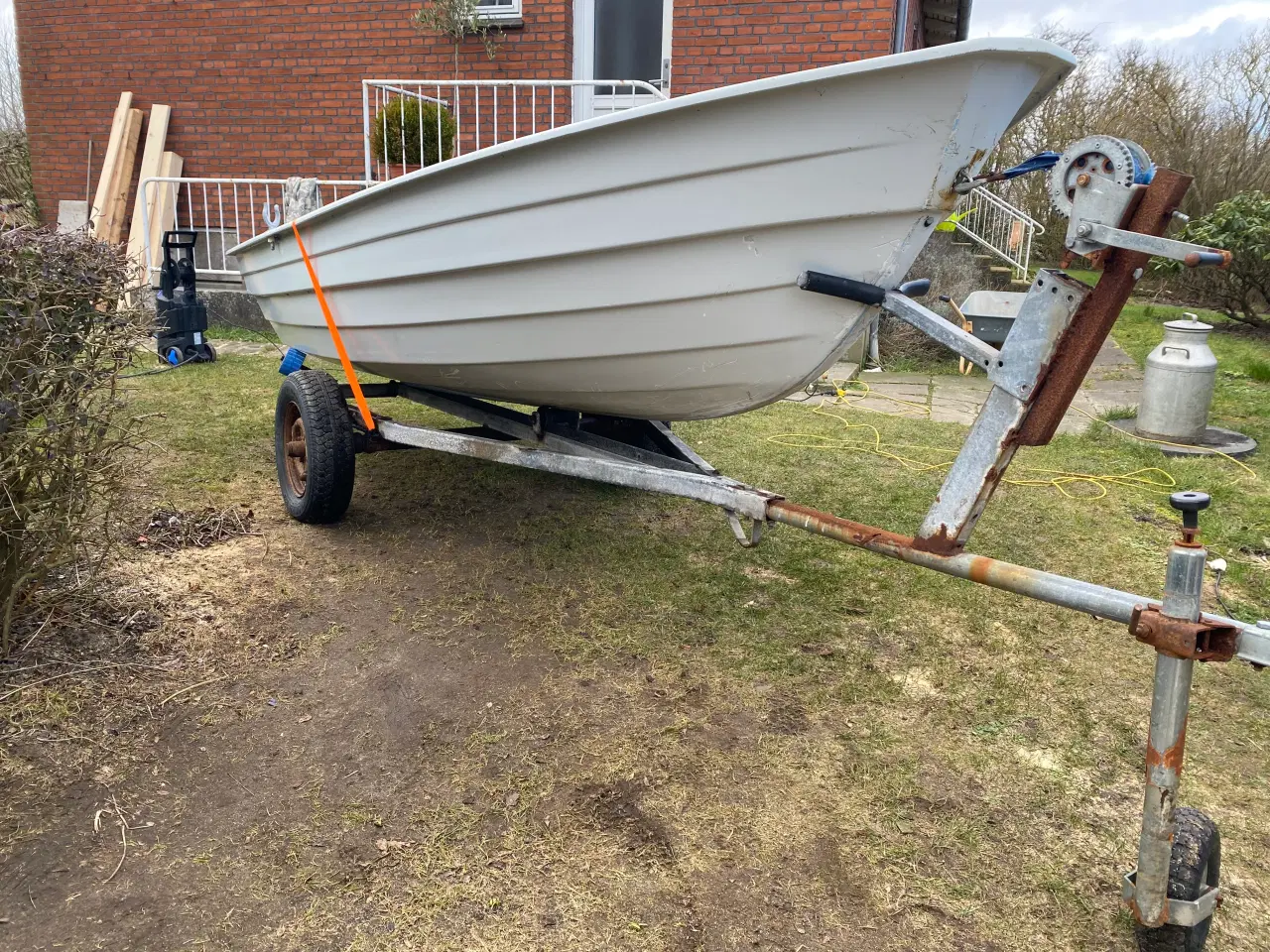 Billede 1 - jollie for sale