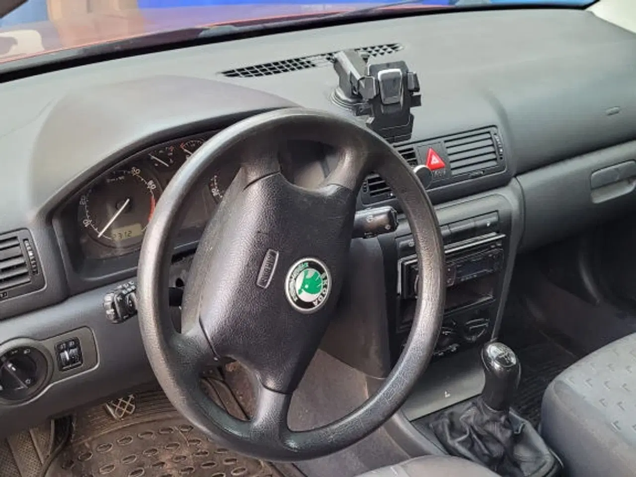 Billede 9 - Skoda Octavia 1.6i 5dørs, Nyynet 13.10.2025, flot