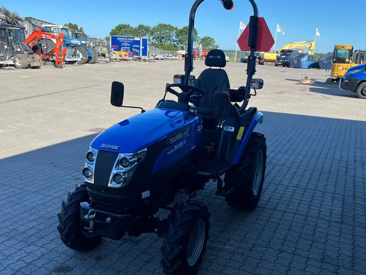 Billede 4 - Solis S26 Shuttle XL Fabriksny 26hk 4WD traktor med vendegear