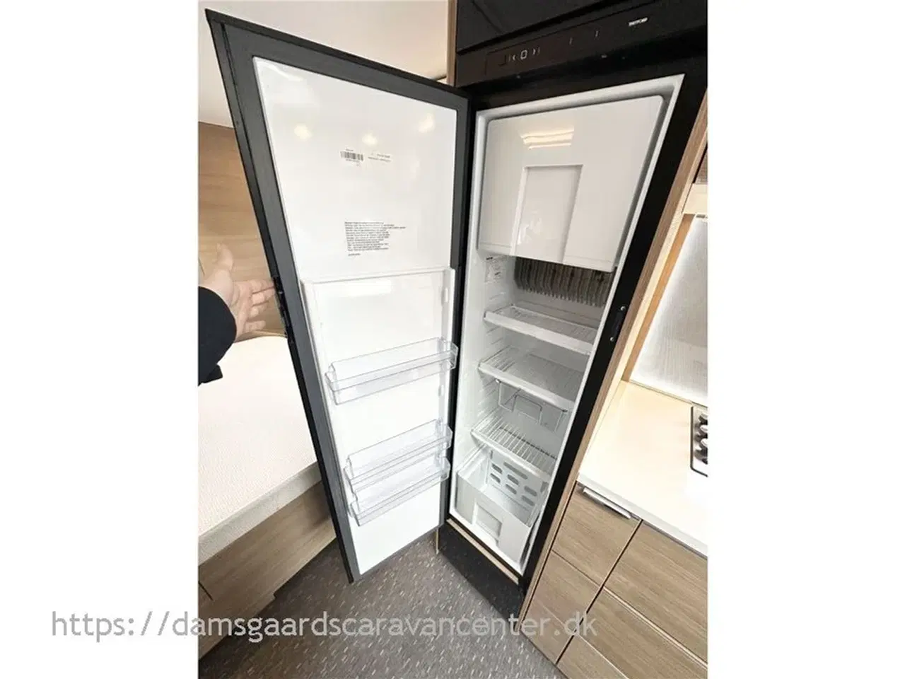 Billede 14 - 2020 - Adria Adora 613 UT Queensbed-Mover-El. gulvvarme-Fortelt