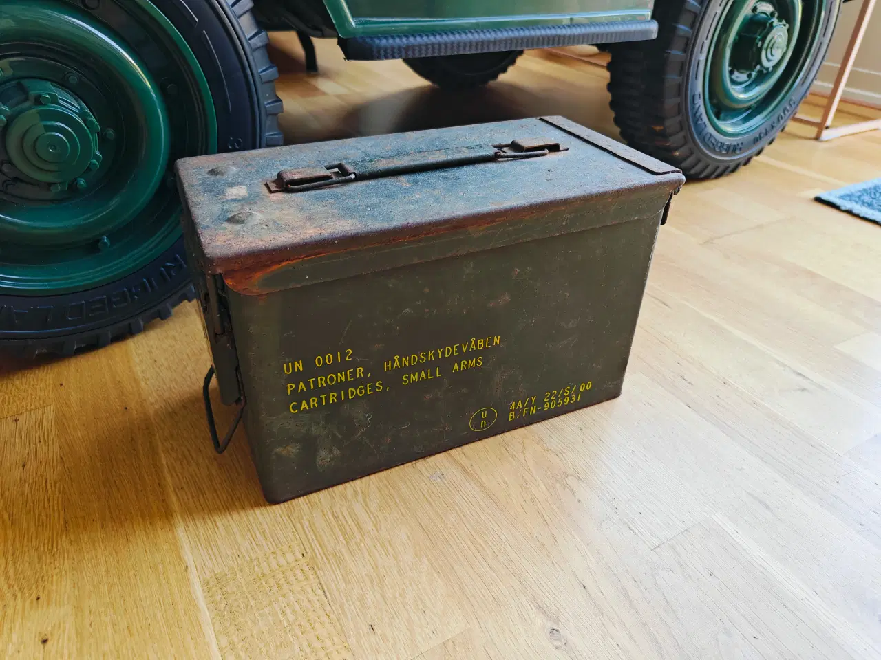 Billede 1 - Stål ammunitionskasse.
