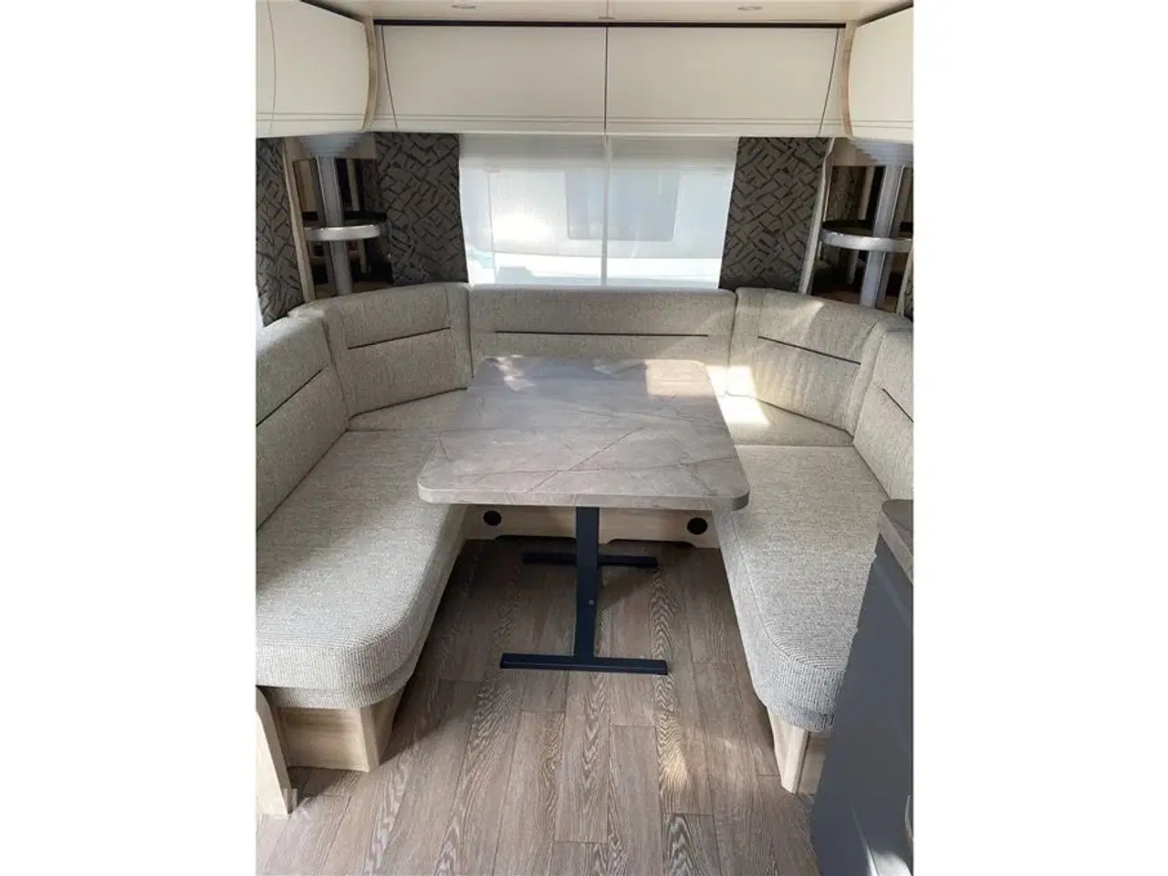 Billede 6 - 2024 - Hobby De Luxe 515 UHL   Hobby De Luxe 515UHL UDSALG SPAR MANGE PENGE 48.732,-