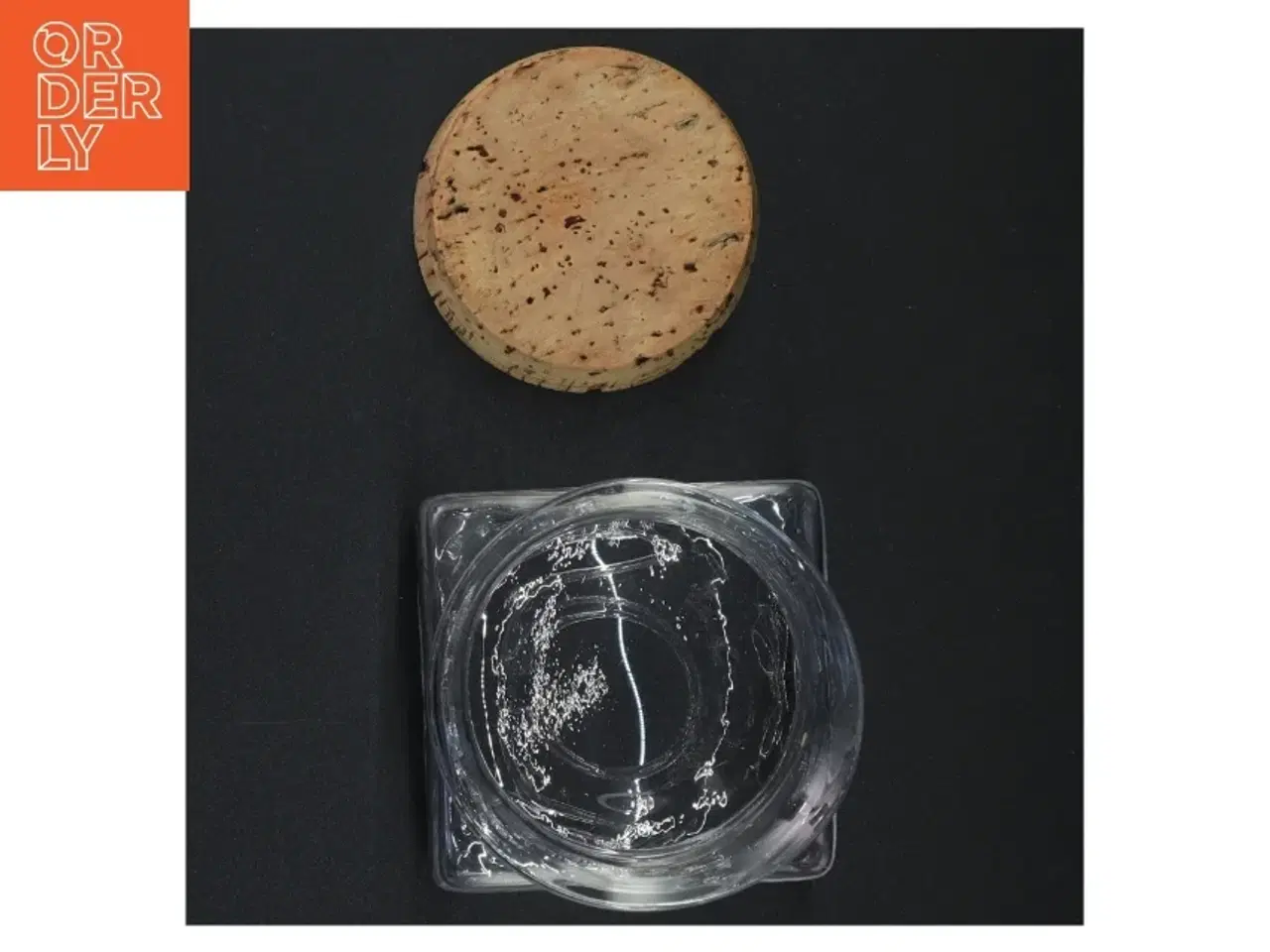 Billede 3 - Glas beholder med korkprop (str. 10 x 9 x 9 cm)
