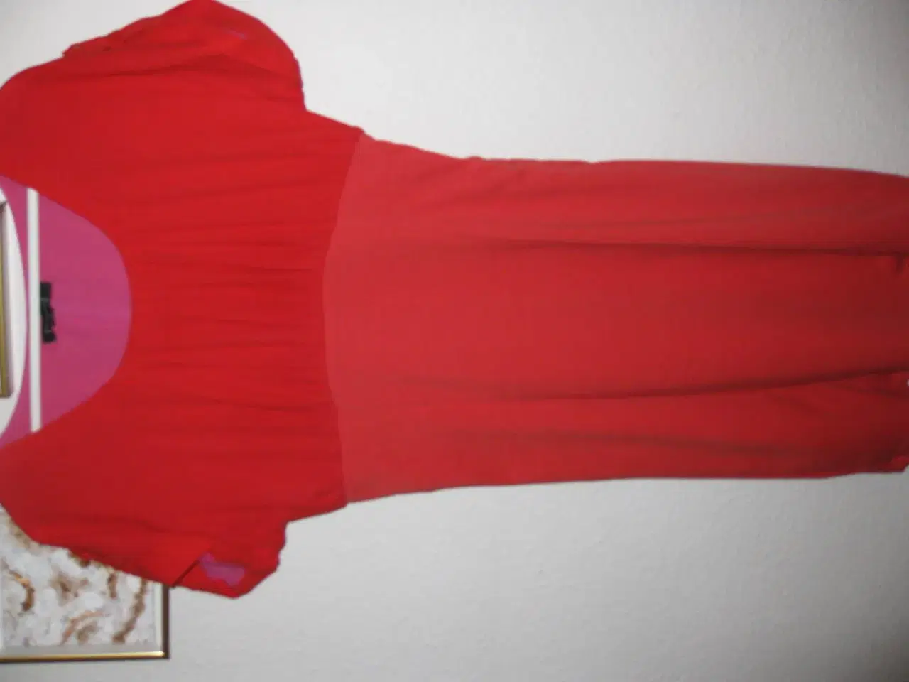 Billede 1 - Skøn rød kjole