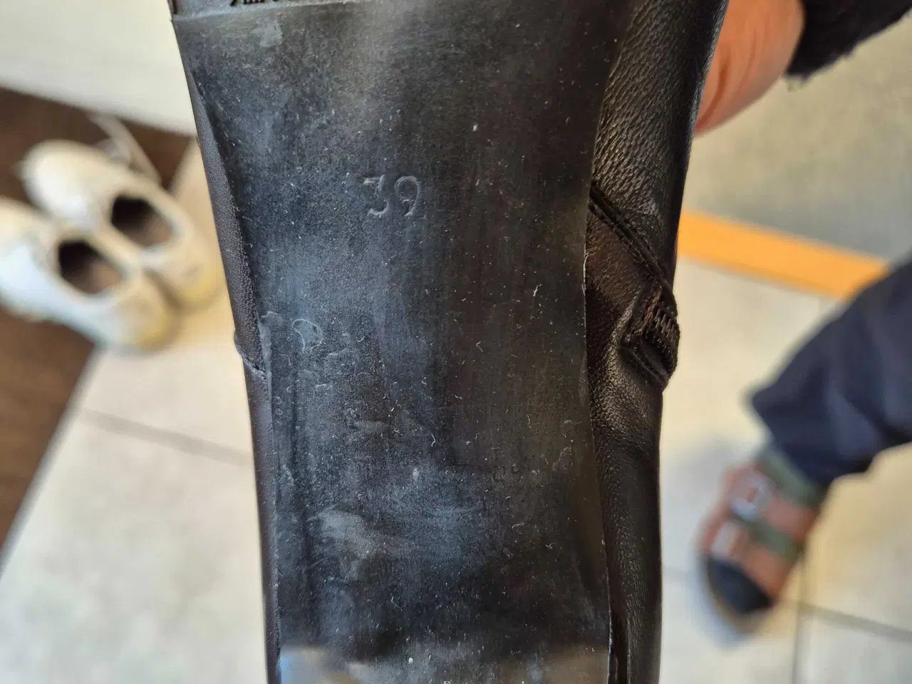 Billede 2 - Støvler til brede lægge