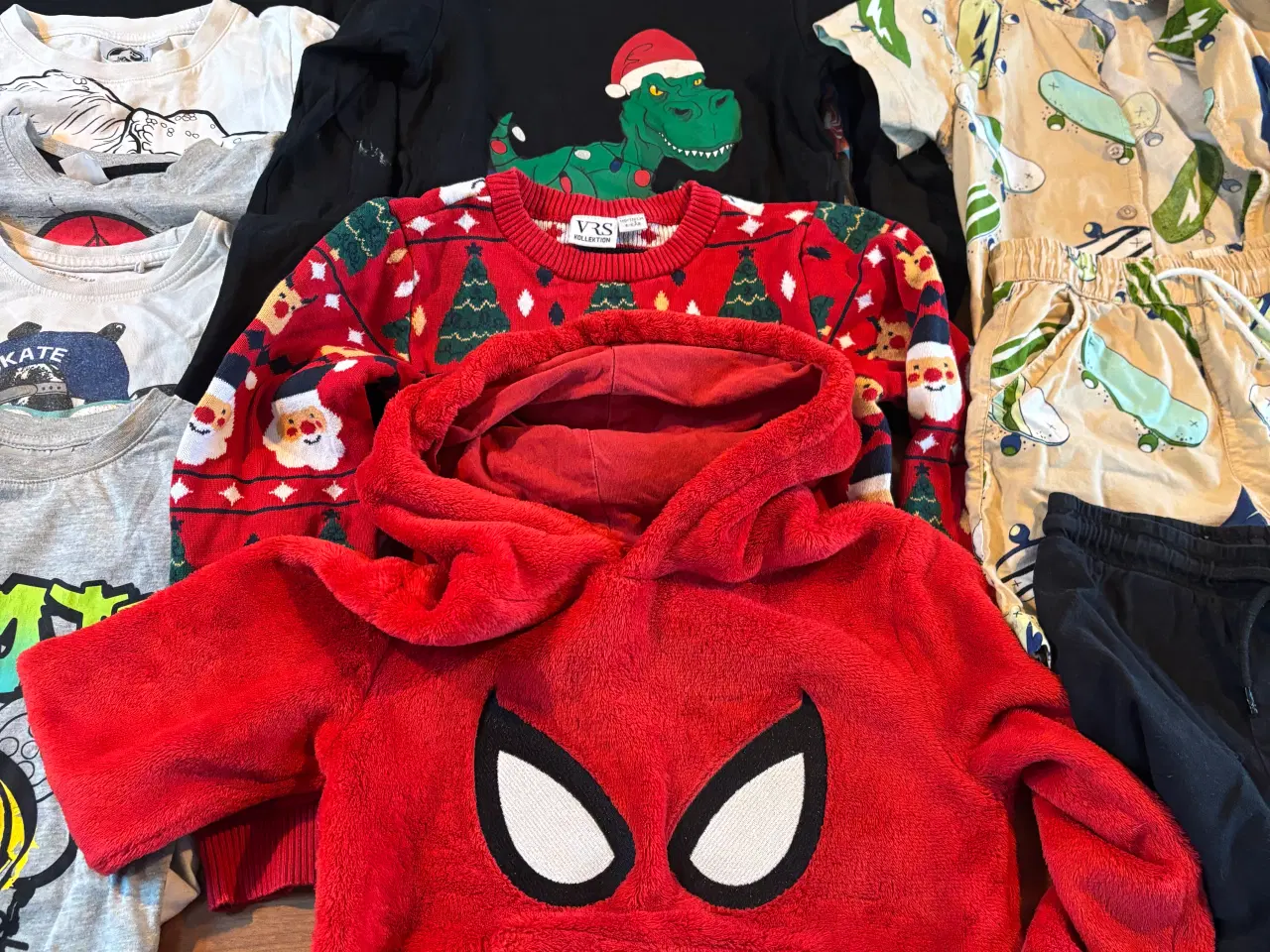 Billede 4 - Drengetøjpakke str 110-116