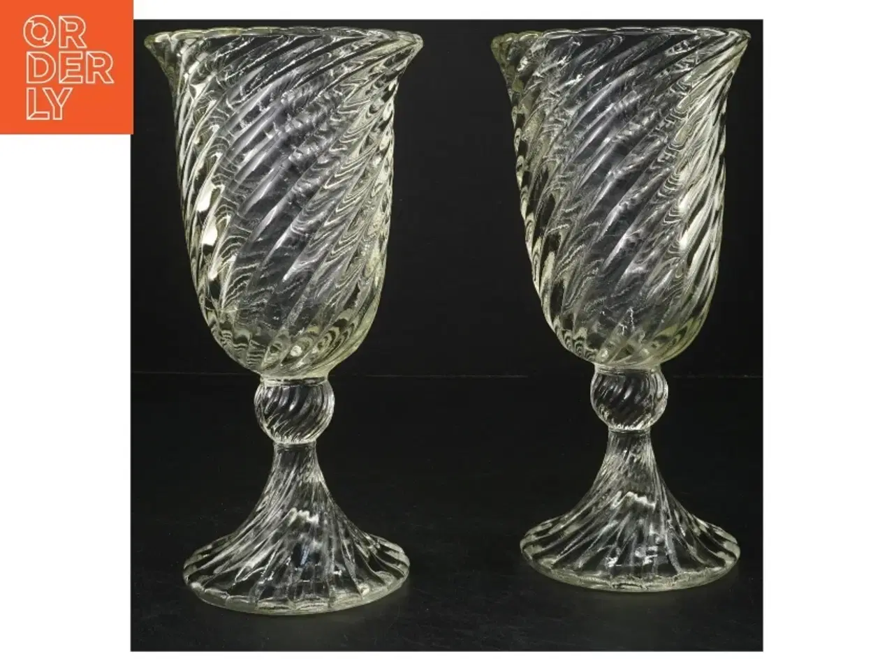 Billede 1 - Glasvaser på fod (str. 23x12 cm)