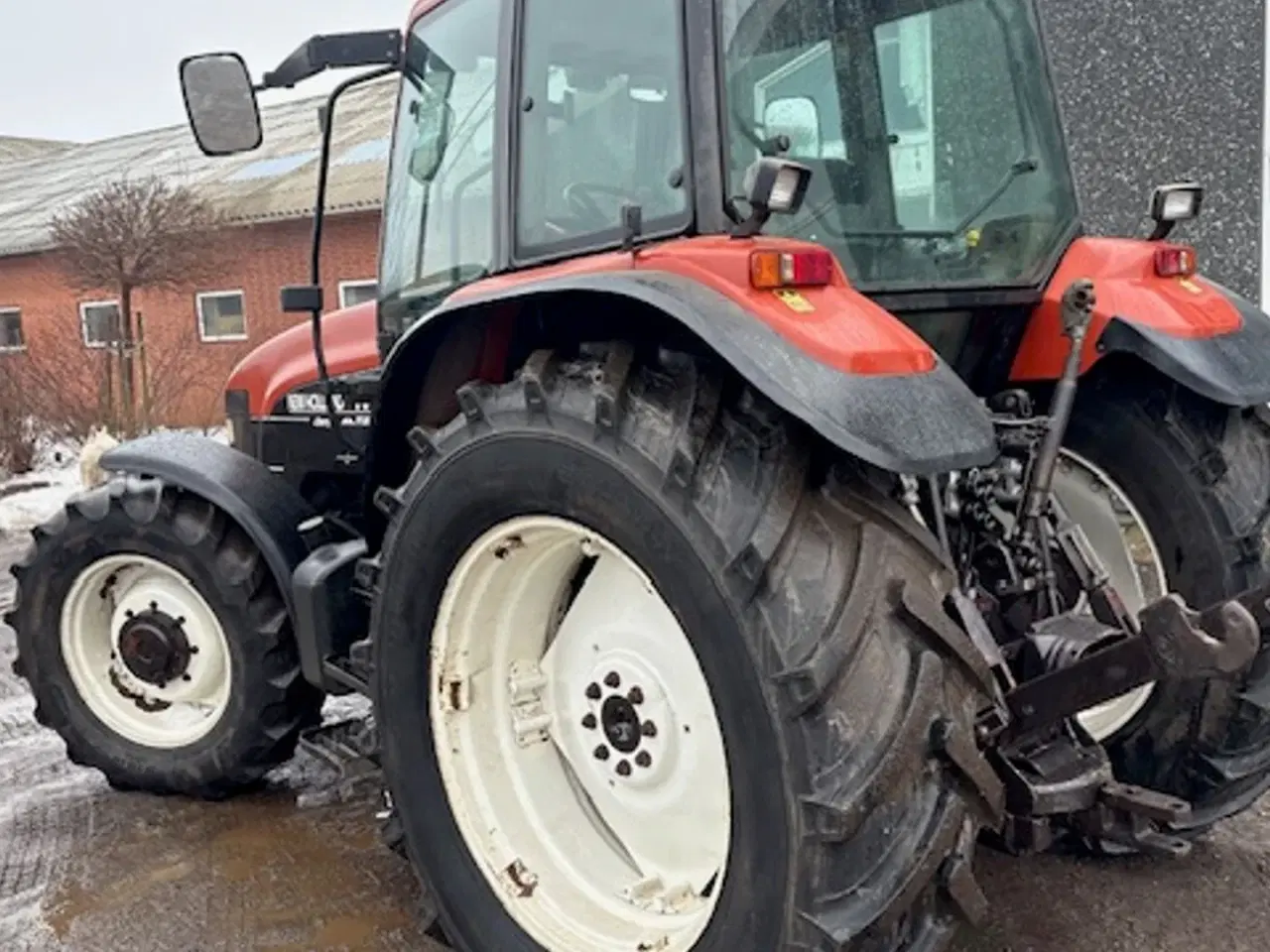 Billede 10 - New Holland M115 EN EJERS, FRONTVÆGT, TVILLINGHJUL