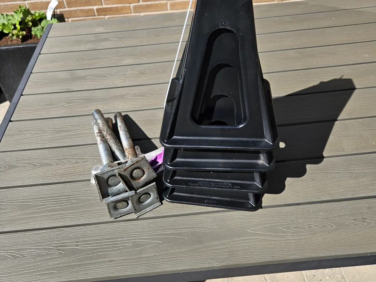 Billede 1 - KEGLE STABILISATORE TIL CAMPINGVOGN